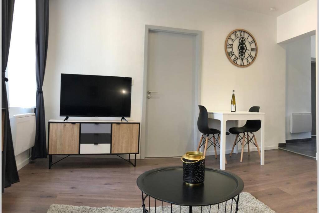 Appartement S'capades Mulhouse - Rénové 2021 - Wifi/Netflix Extérieur photo